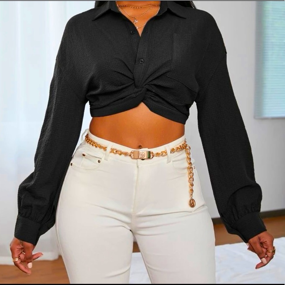 Patched Pocket Twist Front Crop Blouse